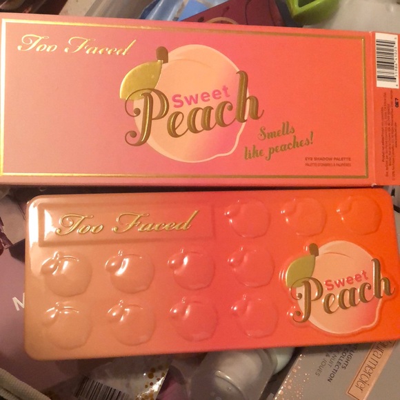 Brand New Too Faced sweet peach palette - Picture 1 of 4